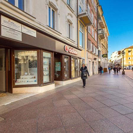 Apartments Neo Rijeka Exterior photo